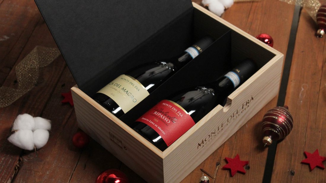 Cofanetto vini premiati csu_vri_legno_cartone_2024.jpg