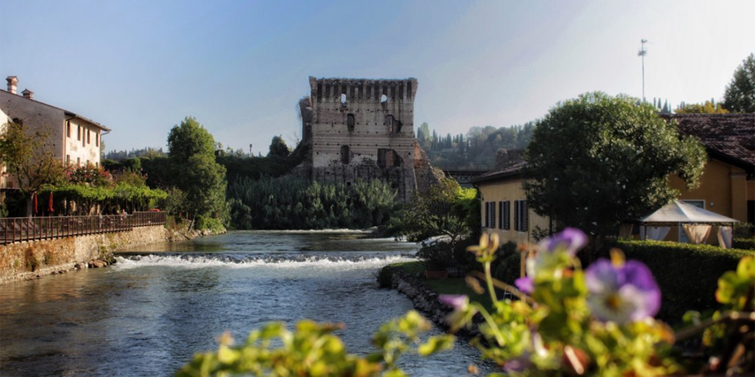 historic-villages-near-verona-autumn historic-villages-near-verona-autumn.jpg