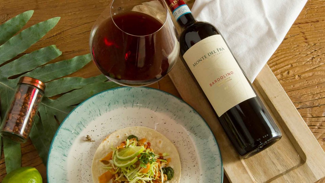 vino Rosso Bardolino doc in abbinamento a Tacos jpeg.jpg