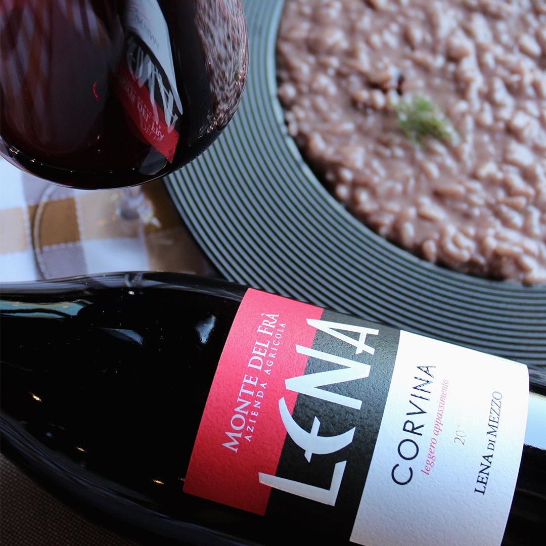 Abbinamento risotto e vino rosso Corvina quadrata.jpg