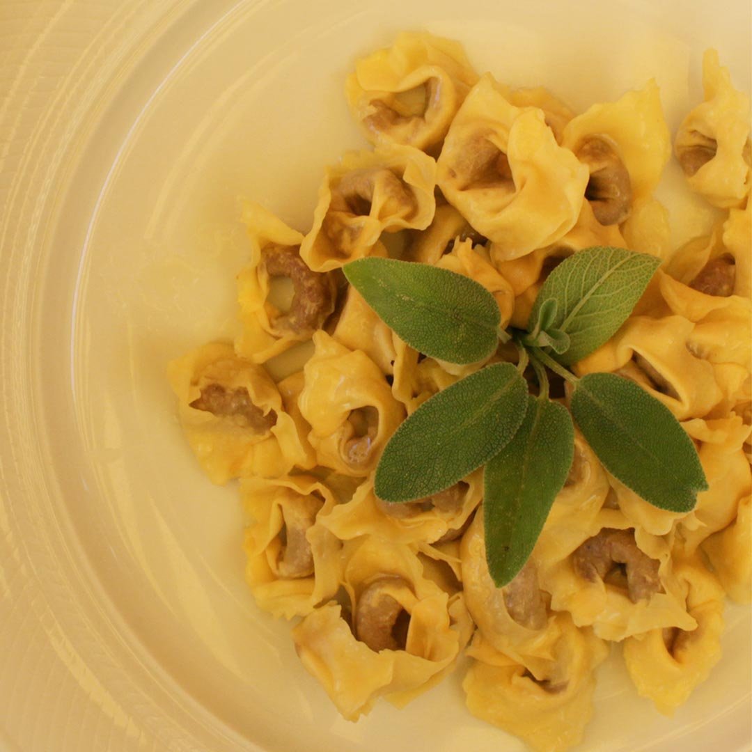 Tortellini di Valeggio abbinamento vino Custoza Superiore doc tortellinieee.jpg