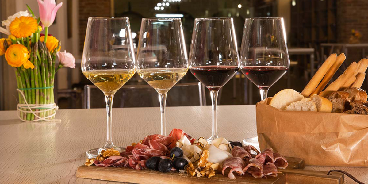 Vino e cibo in cantina al lago di Garda e verona degustazione.png