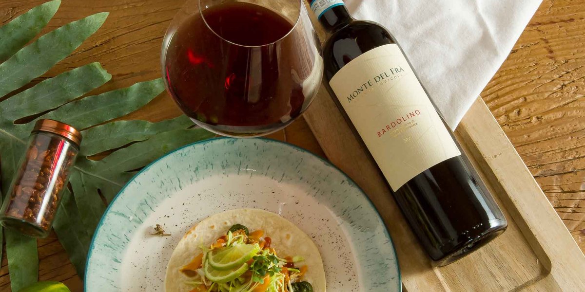 vino Rosso Bardolino doc in abbinamento a Tacos jpeg.jpg